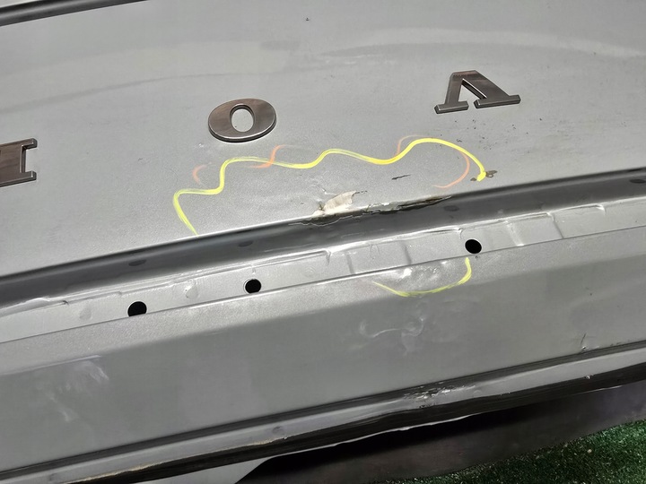 фото №8, Кришка багажника зад volvo ex30