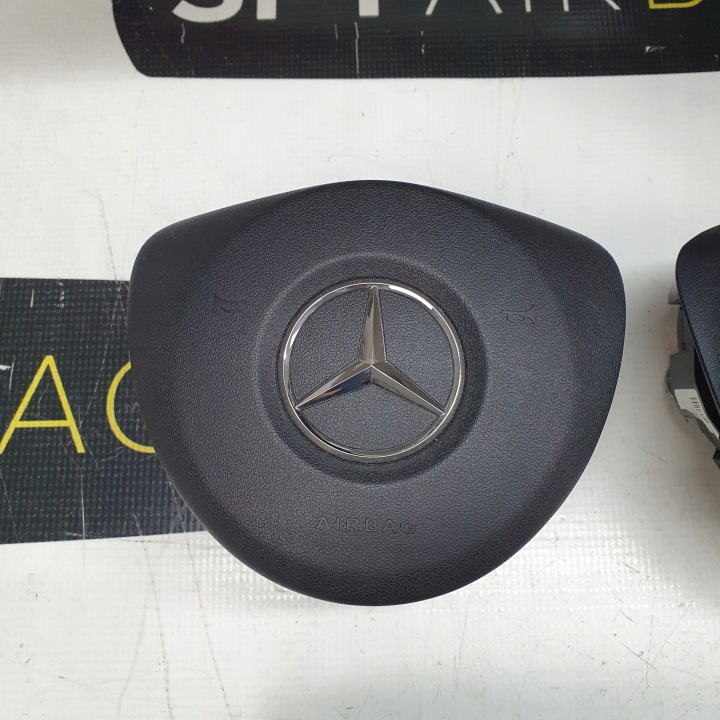 фото №9, Mercedes w205 торпедо консоль подушки подушка