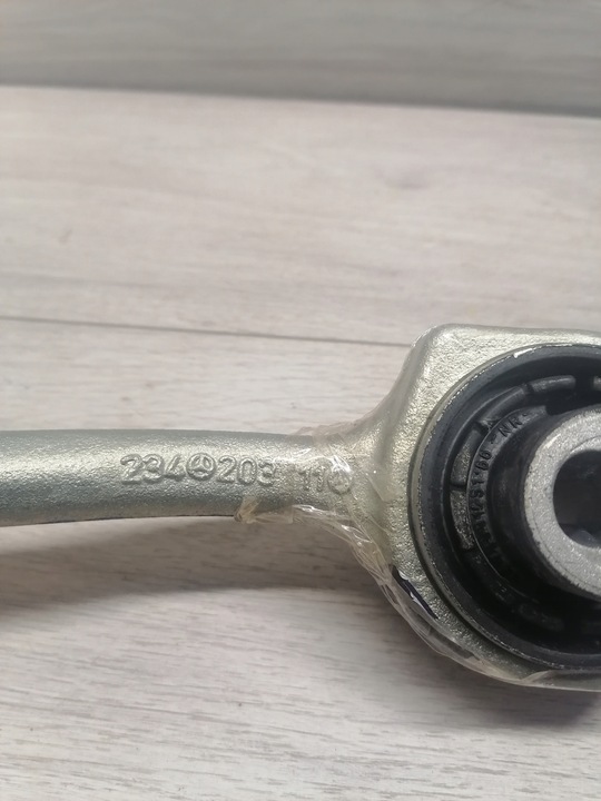 фото №8, Mercedes slk r171 рычаг правый перед - a2043302011