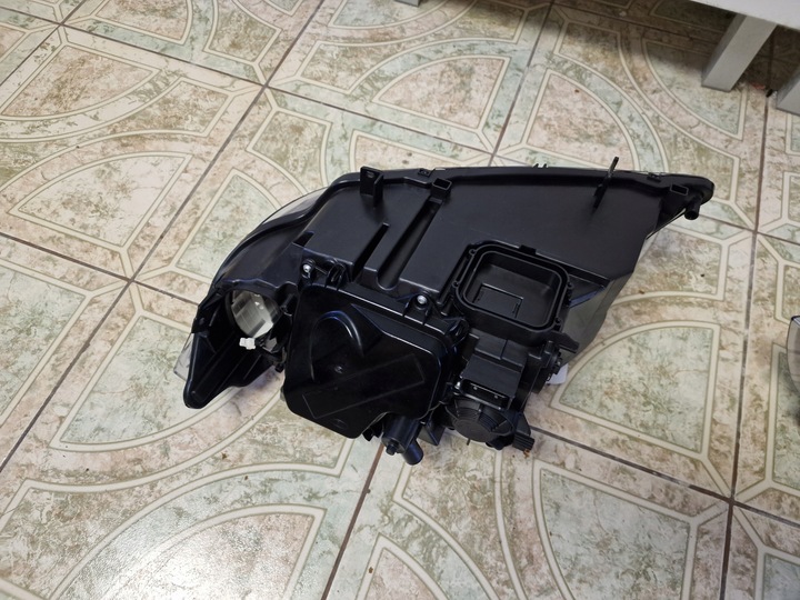 фото №6, Bmw e90 лампы ксенон рестайлинг некорректируемый