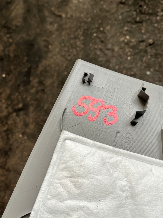 фото №5, 593 bmw f15 x5 захист оббивка кришки багажника сірий 7294439