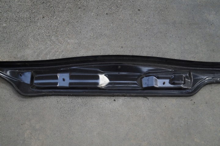 фото №7, Панель под лобовым стеклом металлический seat leon ii 05-12r 1p0805275c