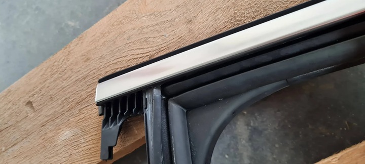 фото №10, Sq5 q5 80a прокладка направляюча скла лівий зад планка сатин 80a839431a