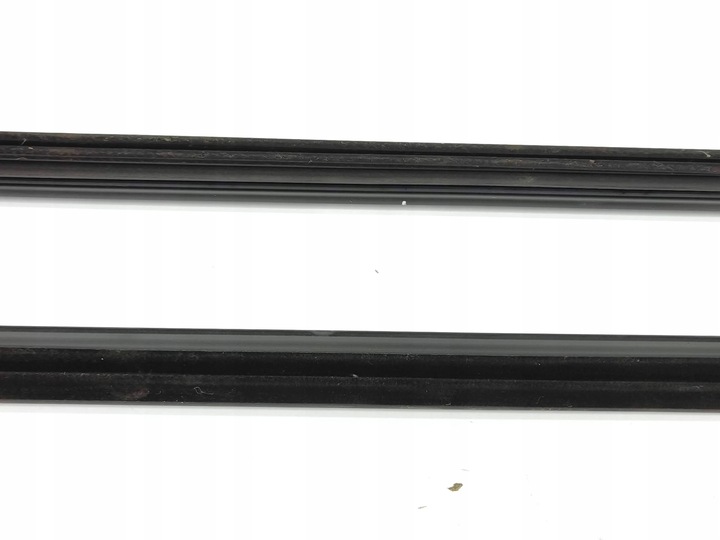 фото №5, Hyundai kona i 2019 комплект прокладка стёкла дверь передних