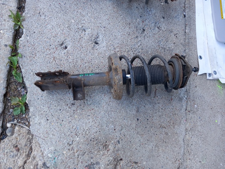 фото №1, Амортизатор левый перед hyundai i30 i рестайлинг 1,4 09-