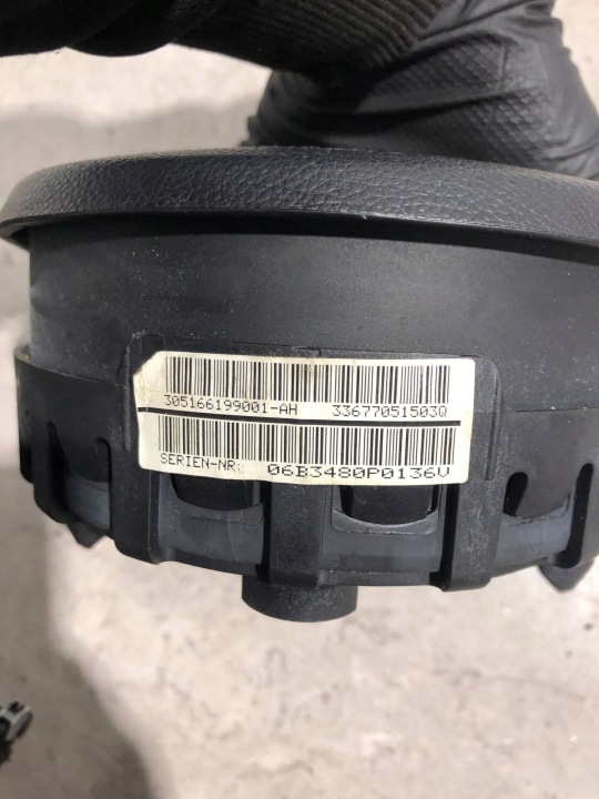 фото №6, Подушка безопасности водителя bmw 1 e81 e87 33677051503