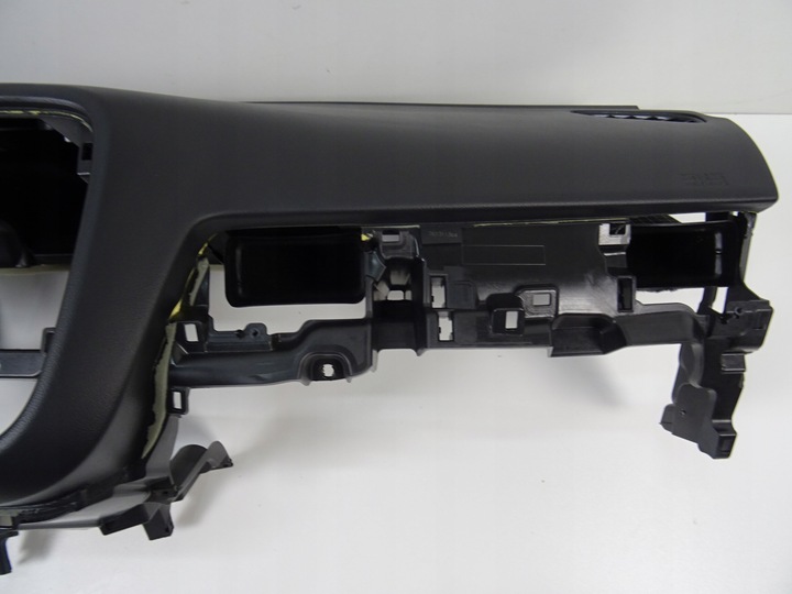 фото №10, Outlaner iii рестайлінг консоль панель роздавальна капот панель