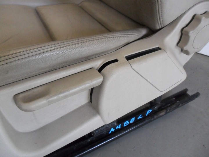 фото №10, Audi a4 b6 2001 sedan сиденье водителя левый перед кожа бежевая подушка безопасности