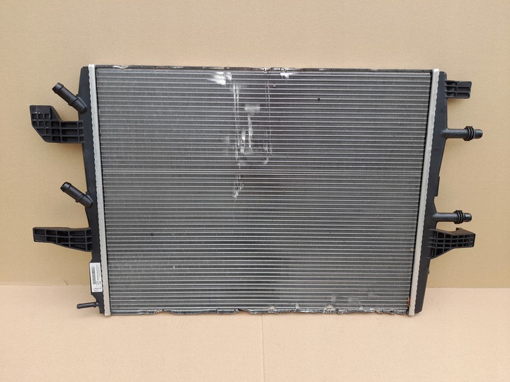 фото №1, Дополнительный радиаторов воды a2475000403 mercedes