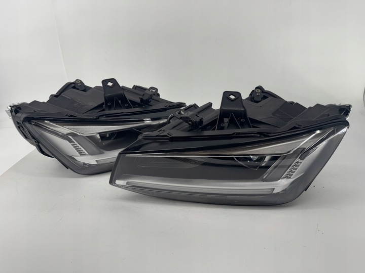 фото №1, Audi q2 полный led лампа правая левая