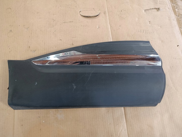 фото №1, Renault kadjar защита планка накладка дверь правые зад 828761958r