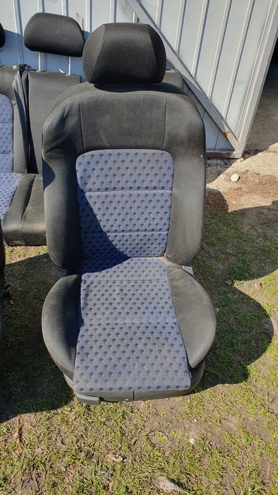 фото №3, Seat leon i toledo ii 99-05 - сидіння комплект перед зад