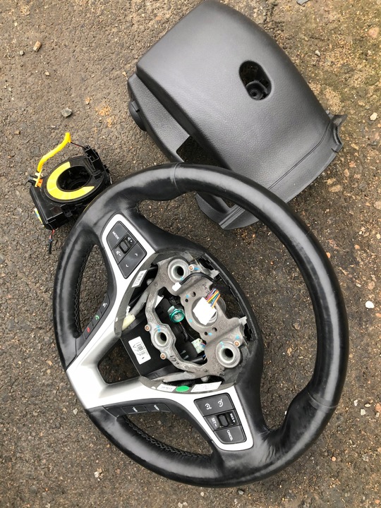 фото №3, Hyundai i40 кермо з підігрівом колесо комплект