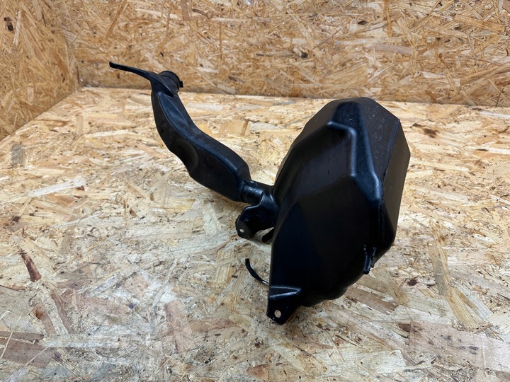 фото №6, Бак склоомивача помпа tesla модель y 1607948-00-b 2020-