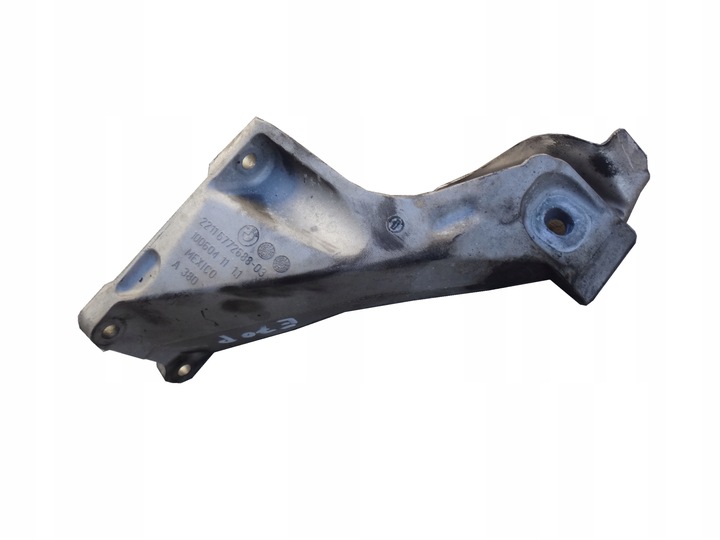 фото №1, Bmw оригинальный номер 6772688 лапи двигателя поддержка