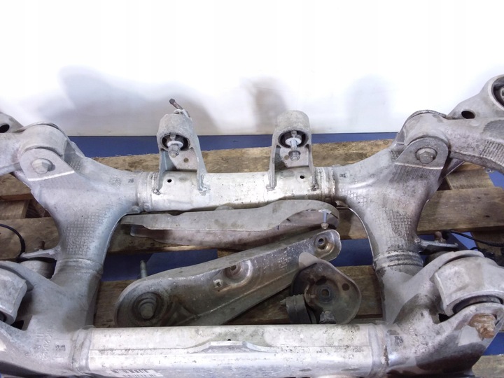 фото №4, Bmw 7 f01 задня балка вісь підвішування зад