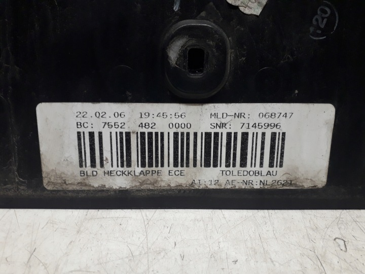 фото №10, Bmw seria 7 e65 05- накладка крышки багажника 7145996 toledoblau 482/5