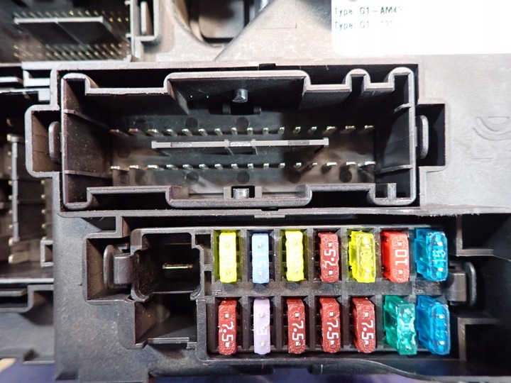 фото №4, Opel corsa d 06-11 коробка запобіжників модуль bsi 13286032