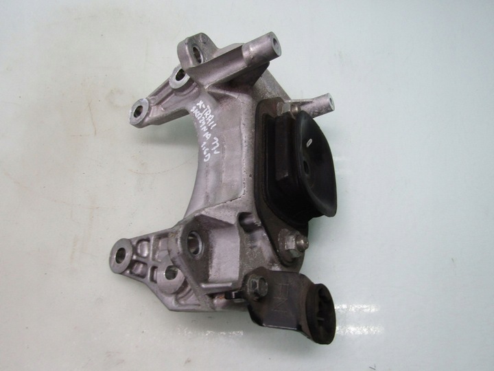 фото №2, X-trail iii t32 1.6 dci 17r лапи кронштейн коробки коробки передач подушка левая