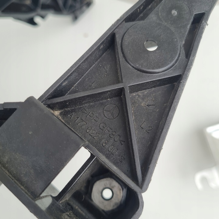 фото №12, Mercedes a-klasa w177 pas переднее усилитель