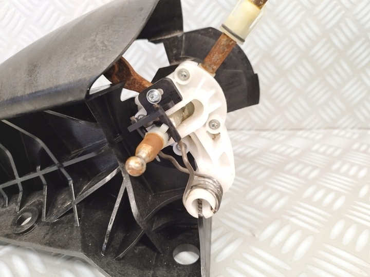 фото №12, Рычаг домкрат изменения коробки передач opel vivaro ii b