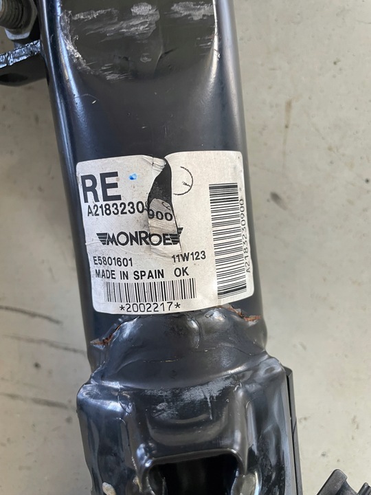 фото №12, Амортизатор airmatic левый правый перед mercedes w218 po пробег 41000 km