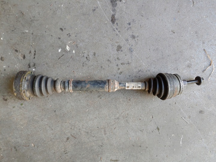 фото №1, Полуось полуось левый перед vw passat b5 1.8t годы 1995-1999 передний рестайлинг