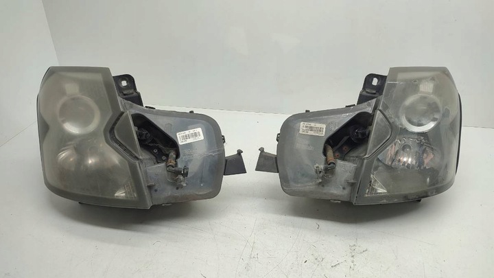 фото №1, Лампы перед комплект левая правая cadilac cts