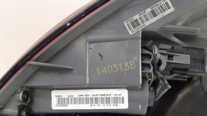 фото №7, Jeep cherokee kl фара правая зад 68102908ae