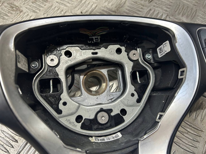 фото №6, Руль мультифункция кожа mercedes b-klasa w246 w117 w176 a0004604503