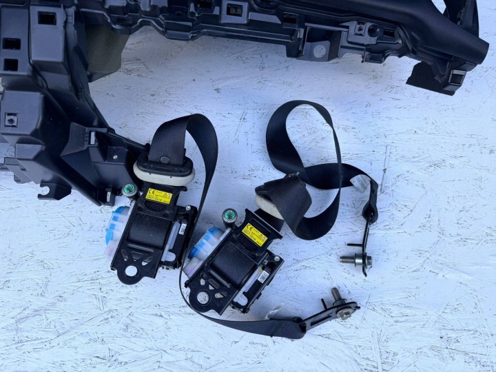 фото №7, Mazda 3 bm консоль air bag торпедо раздаточная подушки комплект натяжители