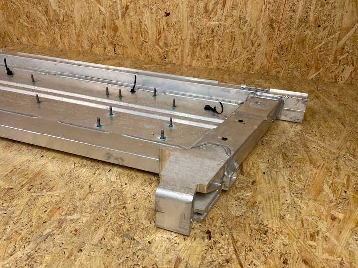 фото №8, Балка pod радиатор тележка подрамник балка polestar 2 ii 32329688 2020-