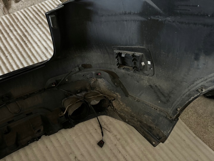 фото №7, Maserati levante бампер зад комплектный