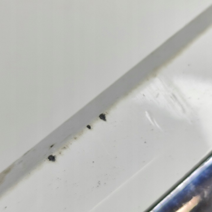 фото №6, Volkswagen passat b7 2012 ліва сторона планка двері задніх