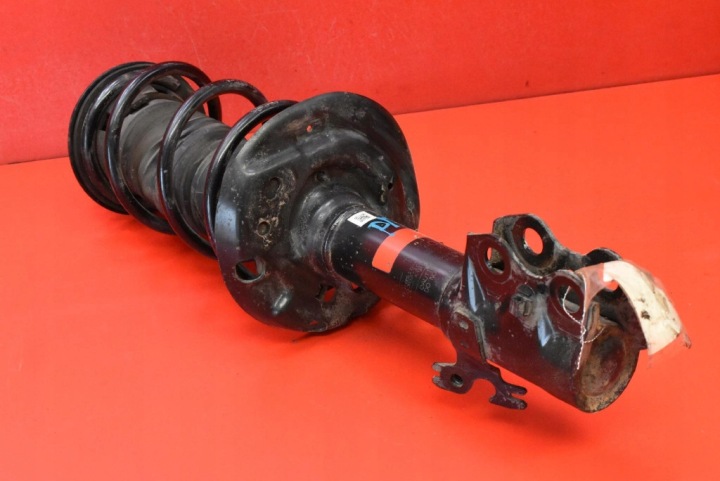 фото №6, Амортизатор праве перед 48510-k0080 toyota yaris 4 iv 1.5 12v 125 km 20-24