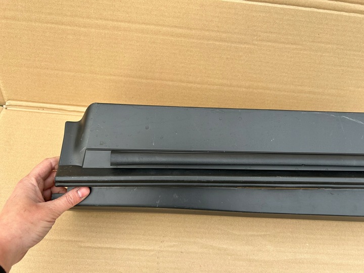 фото №4, Lexus ux левая планка дверь зад задняя