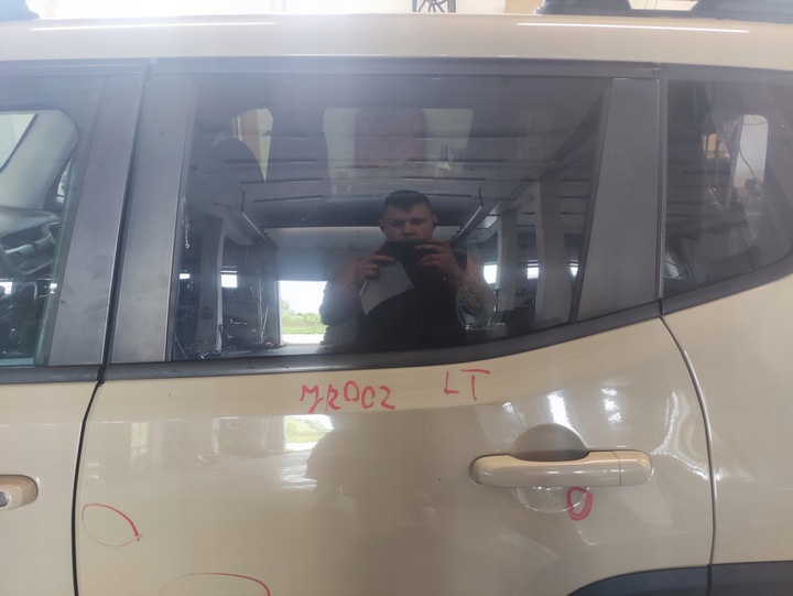 фото №2, Дверь зад левая задние jeep цвет 231 renegade usa 2015