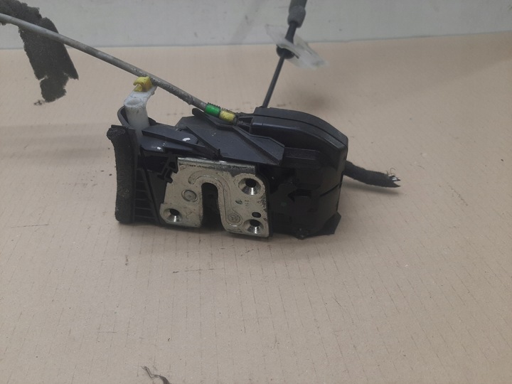 фото №7, Замок двері праві перед 6 pin nissan qashqai i j10 роки 2007-2013 uk