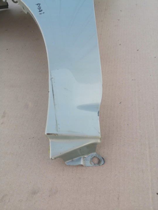 фото №12, Крыло левый перед toyota avensis t25 03-06