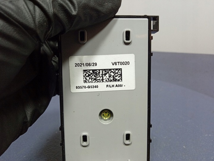 фото №6, Kia niro ev i панель перемикач скло лівий перед 93570-g5240