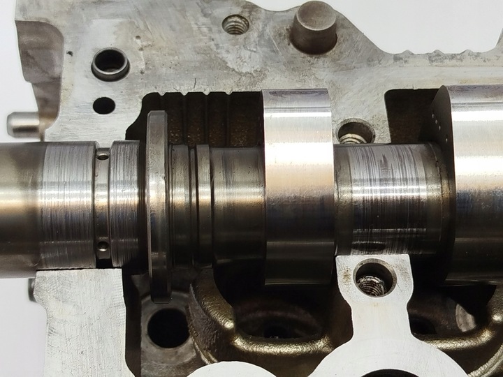 фото №9, Головка двигателя 1642r-8 0.9 tce h4b dacia renault s85 110417920r