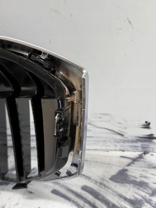 фото №6, Bmw 3 g20 g21 2022 маскувальна накладка / решітка радіатора / решітка верхня радіатор