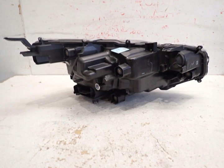 фото №9, Лампа перед передня ліва toyota yaris cross 2020- повний led 0004599