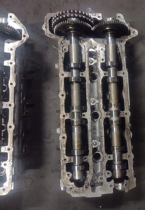 фото №8, Mercedes-benz оригинальный номер r6420163901