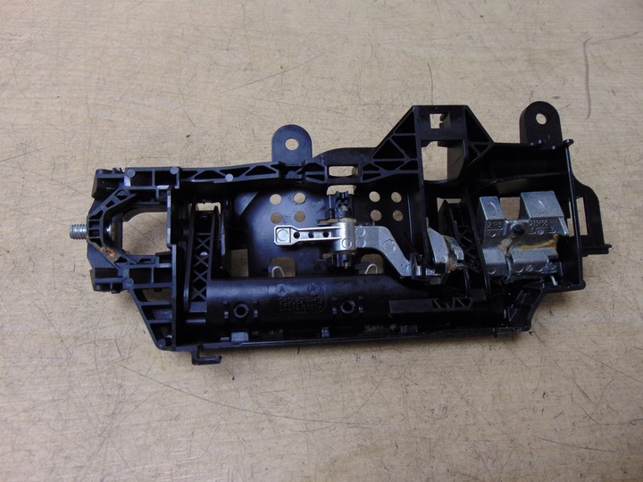 фото №7, Кронштейн кріплення ручка audi a4 a5 8w02837812a