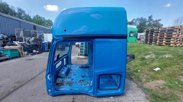фото №12, Mercedes actros mp4 mp5 кабина giga space каркас повреждённый