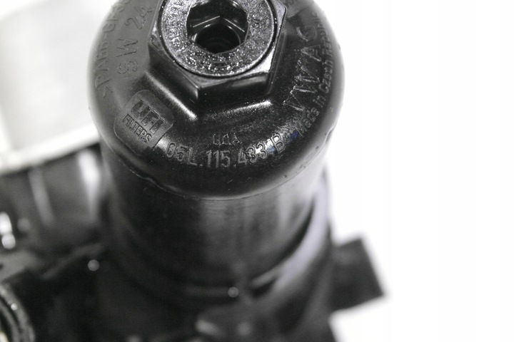 фото №6, Vw audi seat skoda 2.0 tdi основание фильтра масла 05l117021b 05l115433b