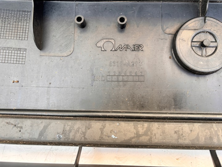 фото №10, Toyota yaris iii решётка нижняя бампера передней 53112-0d820 53102-0d120