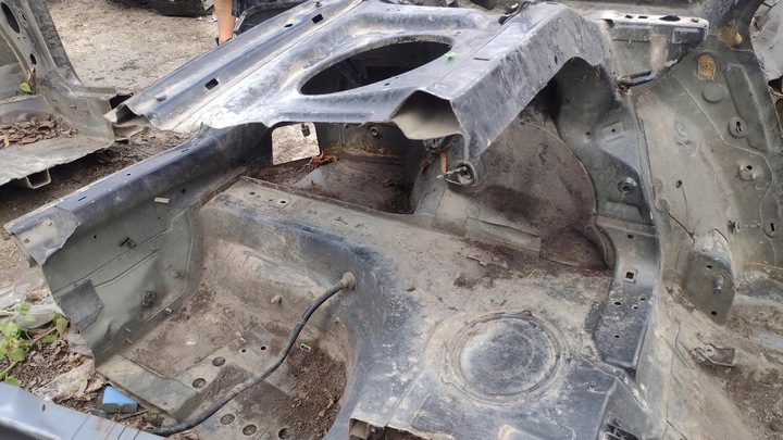 фото №8, Audi a4 8k sedan четверть задняя зад левая порог