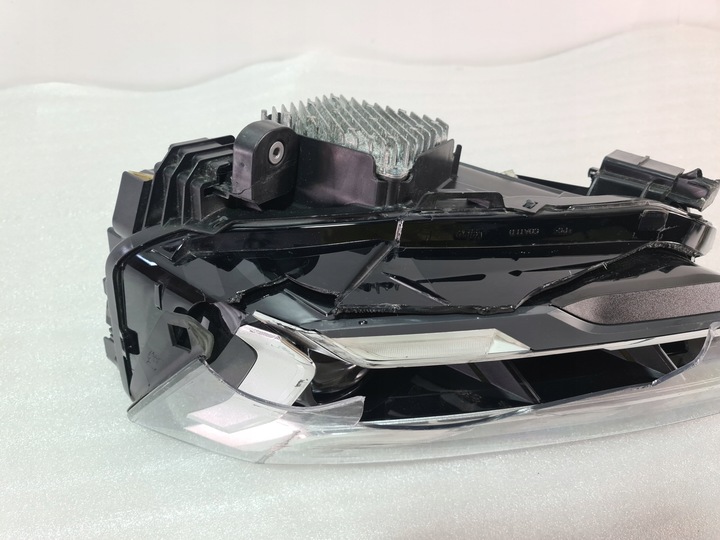 фото №14, Audi q2 рестайлінг лампа ліва перед matrix 81a941035